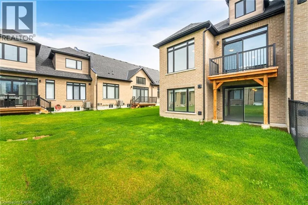 8 LOIS TORRANCE Trail