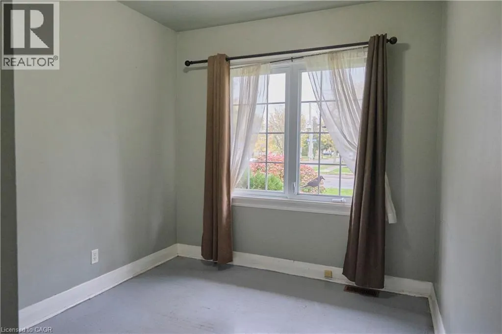 784 SOUTH PELHAM Road