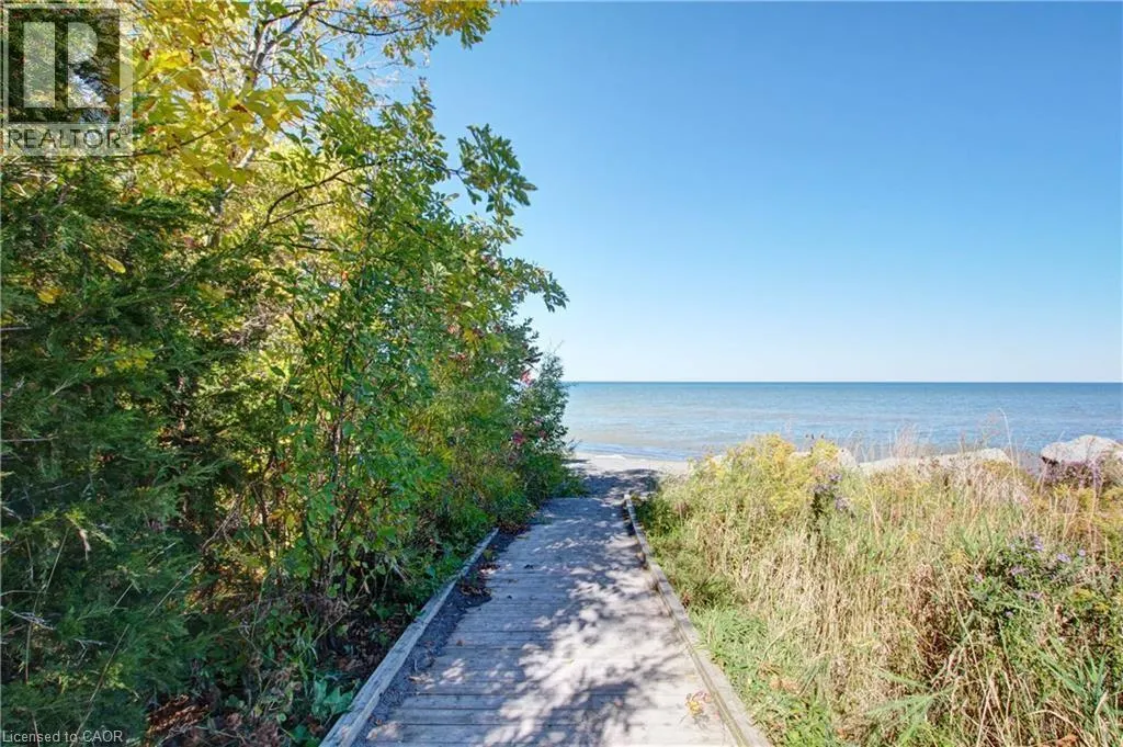 125 SHOREVIEW Place Unit# 219, #219