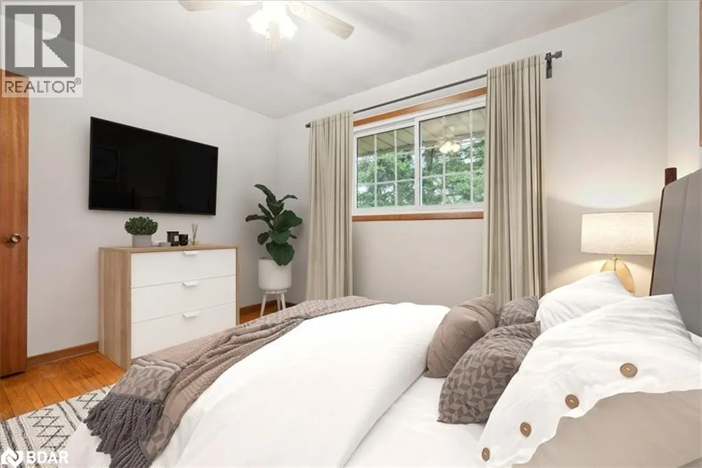 297 LAKESHORE Street