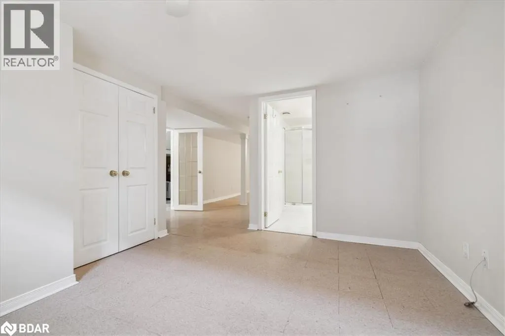 297 LAKESHORE Street