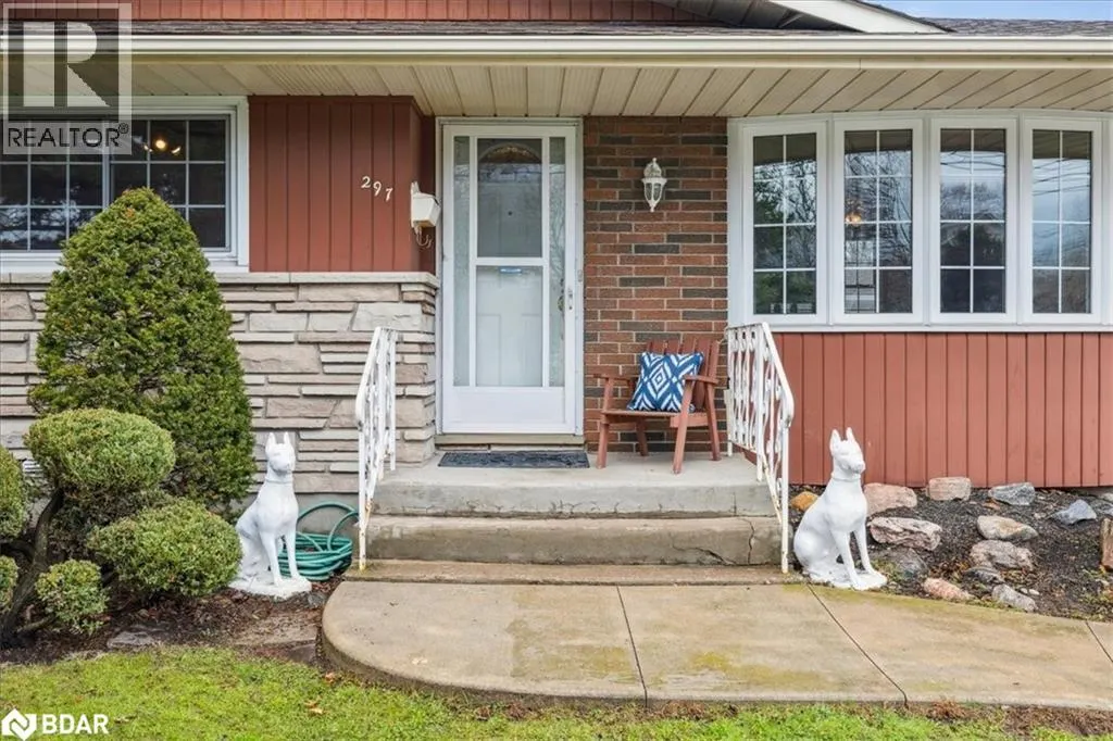 297 LAKESHORE Street