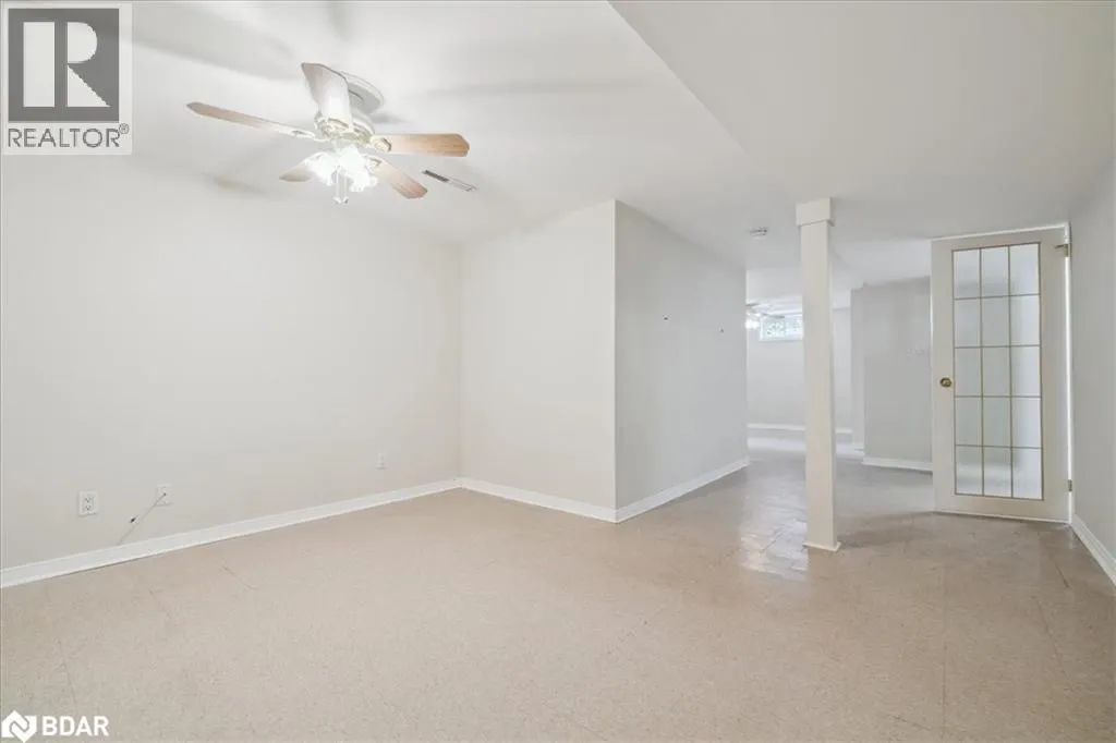 297 LAKESHORE Street