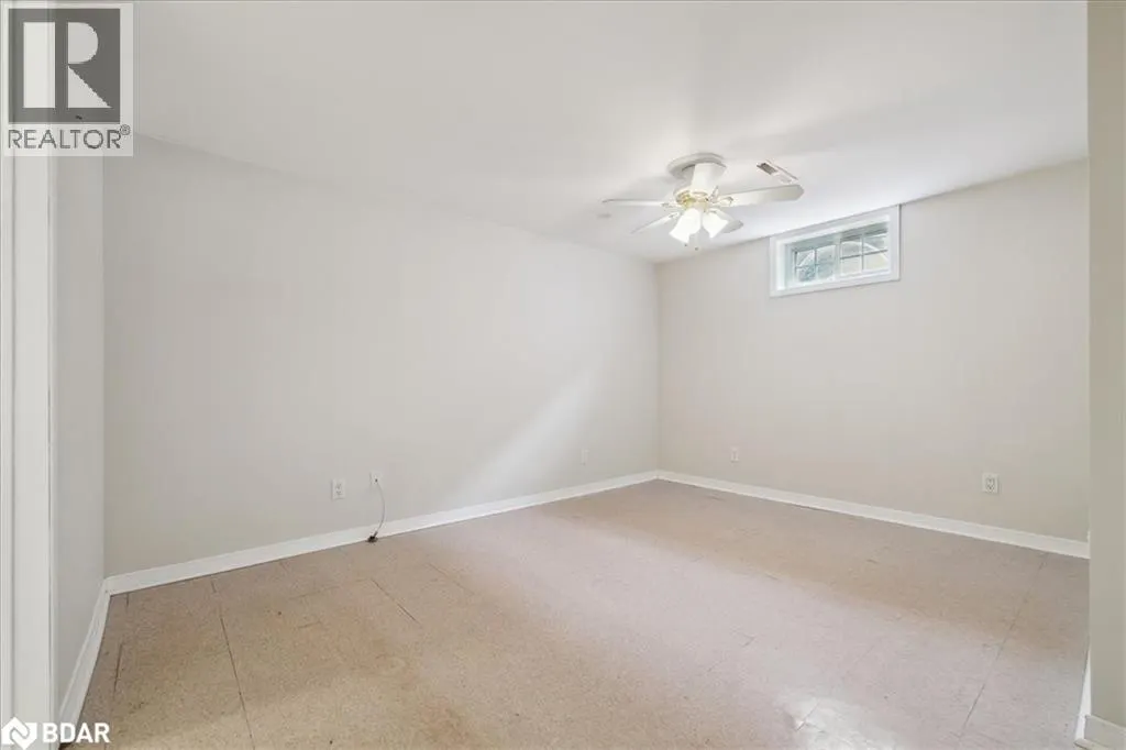 297 LAKESHORE Street