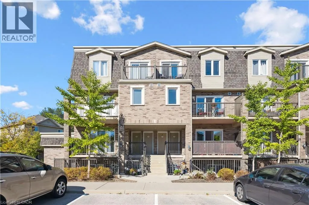 35 MOUNTFORD Drive Unit# 22, #22