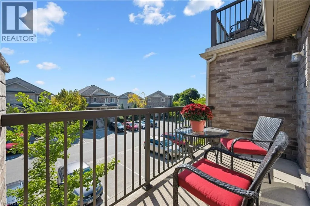 35 MOUNTFORD Drive Unit# 22, #22