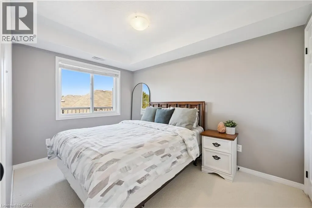 35 MOUNTFORD Drive Unit# 22, #22