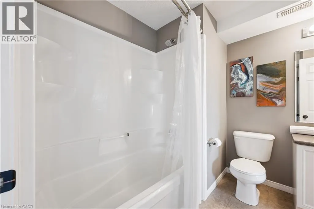 35 MOUNTFORD Drive Unit# 22, #22