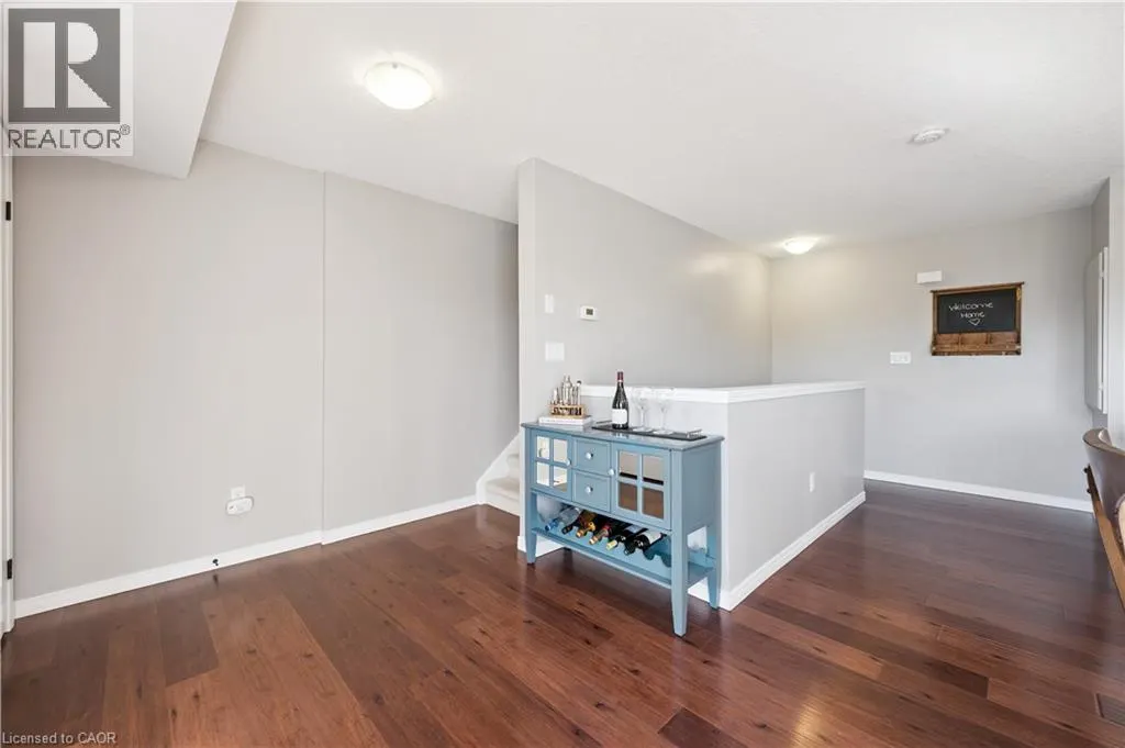 35 MOUNTFORD Drive Unit# 22, #22