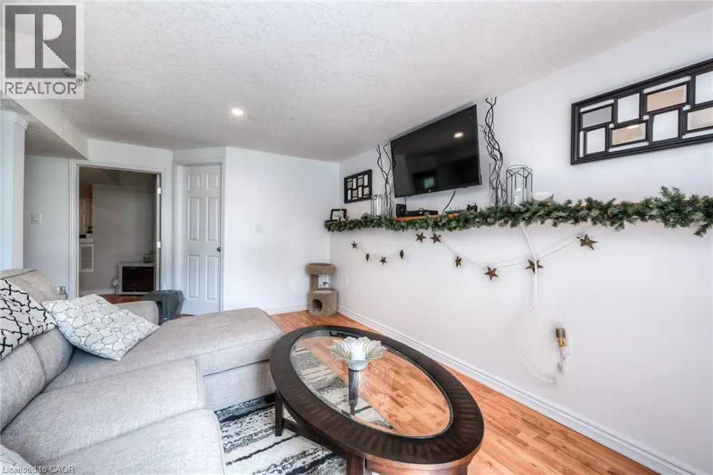 132 PROSPERITY Drive Unit# LOWER, #LOWER