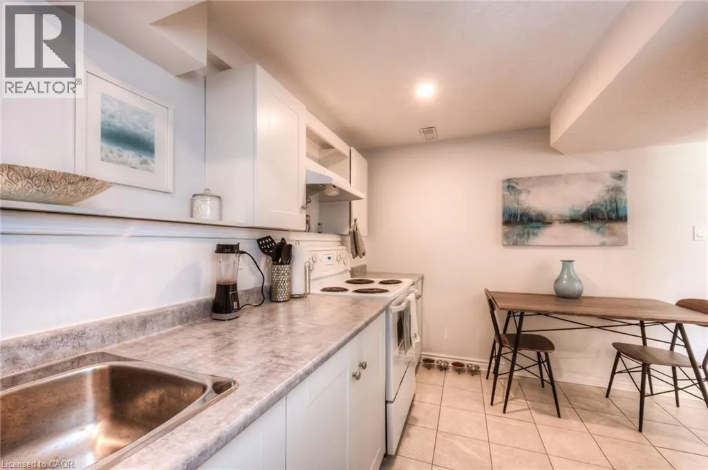 132 PROSPERITY Drive Unit# LOWER, #LOWER