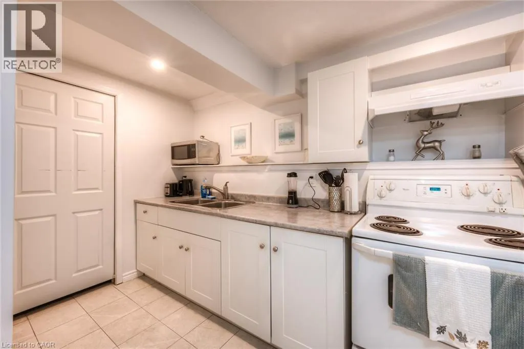 132 PROSPERITY Drive Unit# LOWER, #LOWER