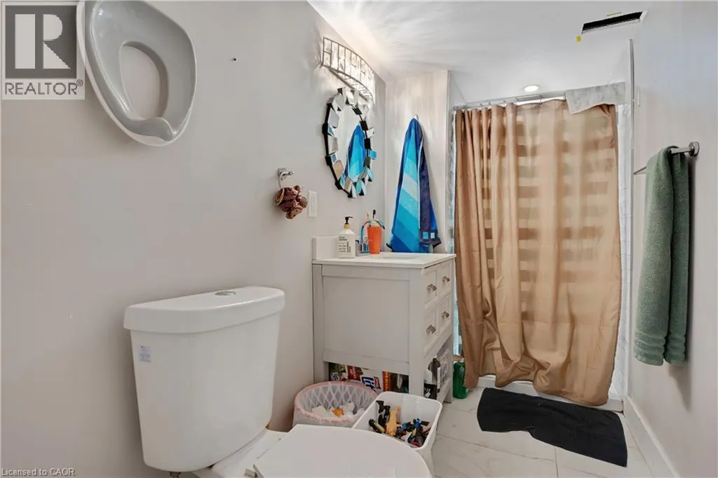 111 FRANKLIN Street N