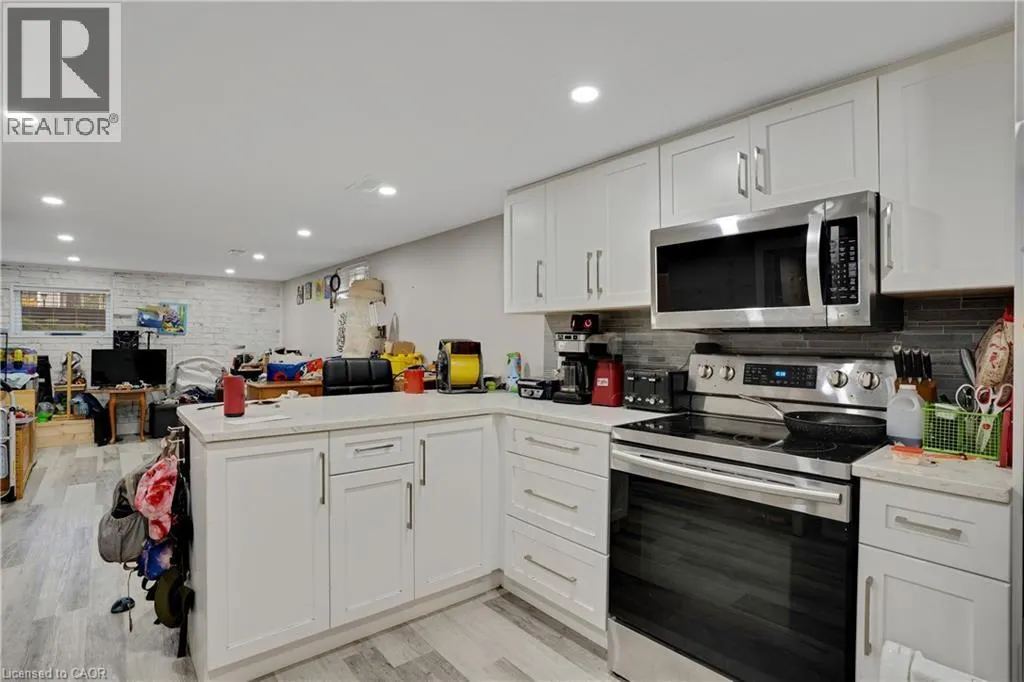 111 FRANKLIN Street N