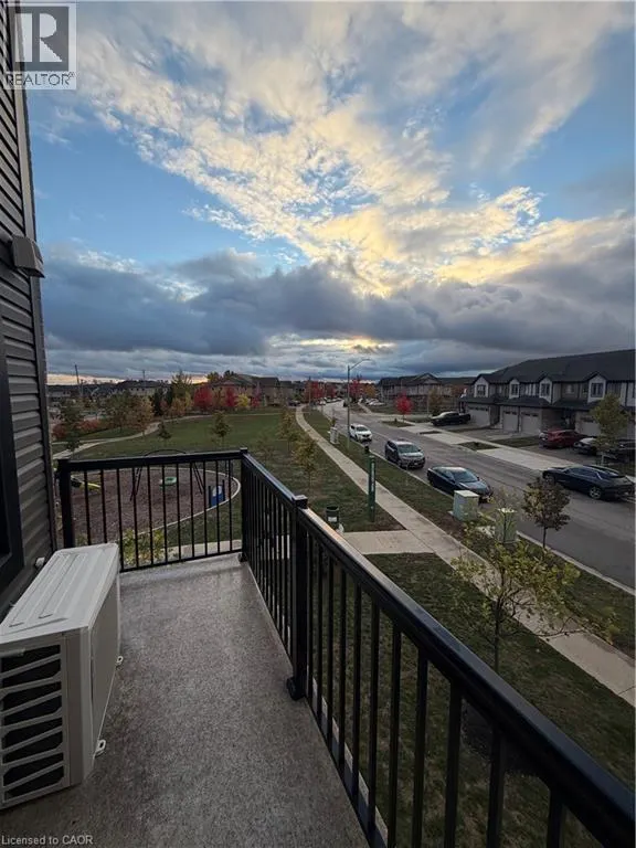 148 ROCHEFORT Street Unit# E, #E