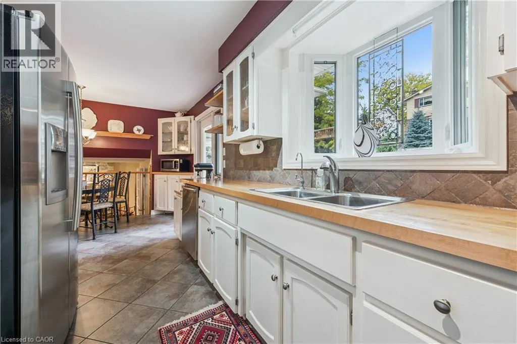 29 SHADYBROOK Crescent