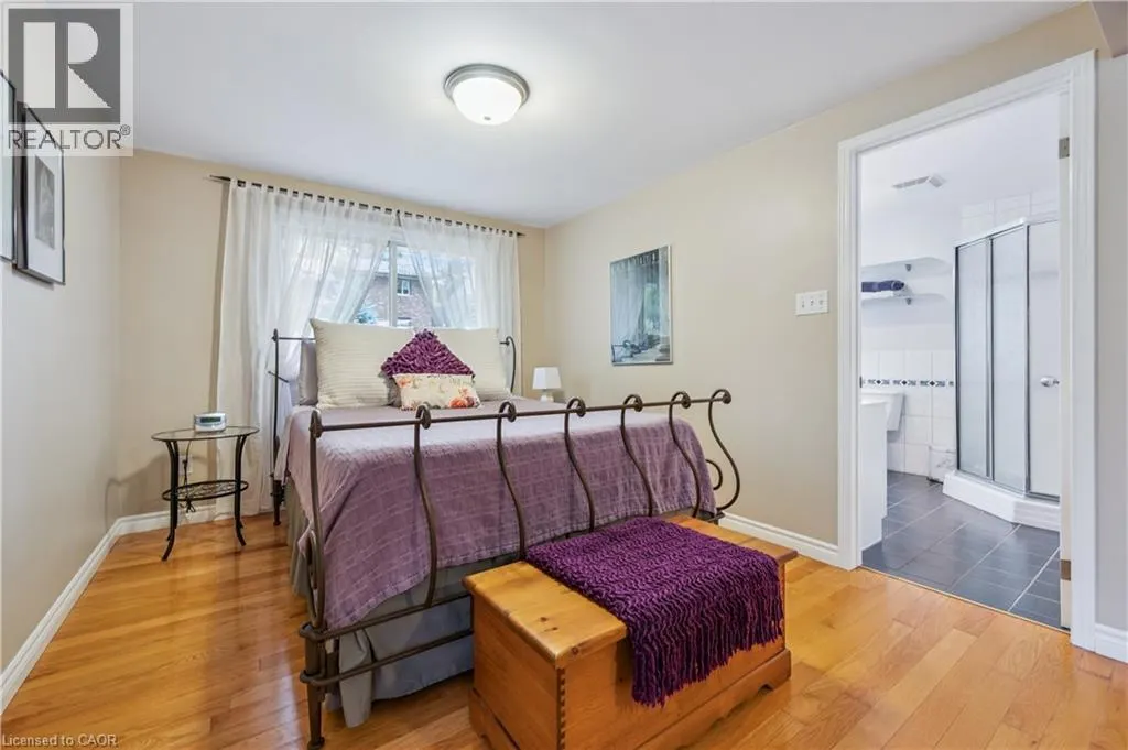 29 SHADYBROOK Crescent