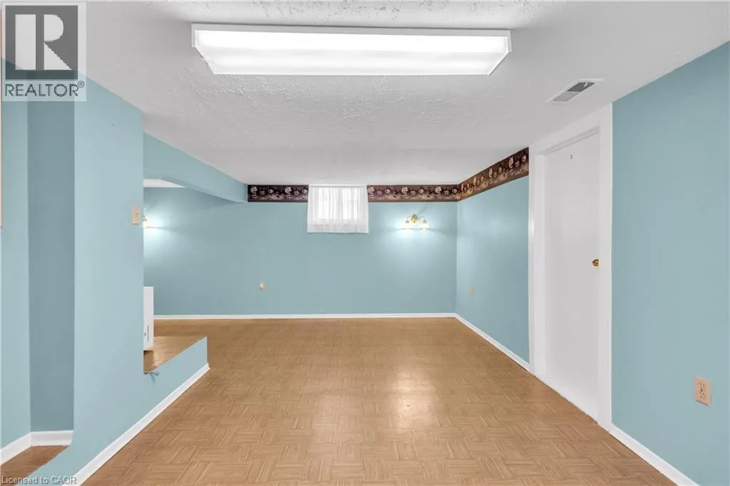 124 ELIZABETH Street