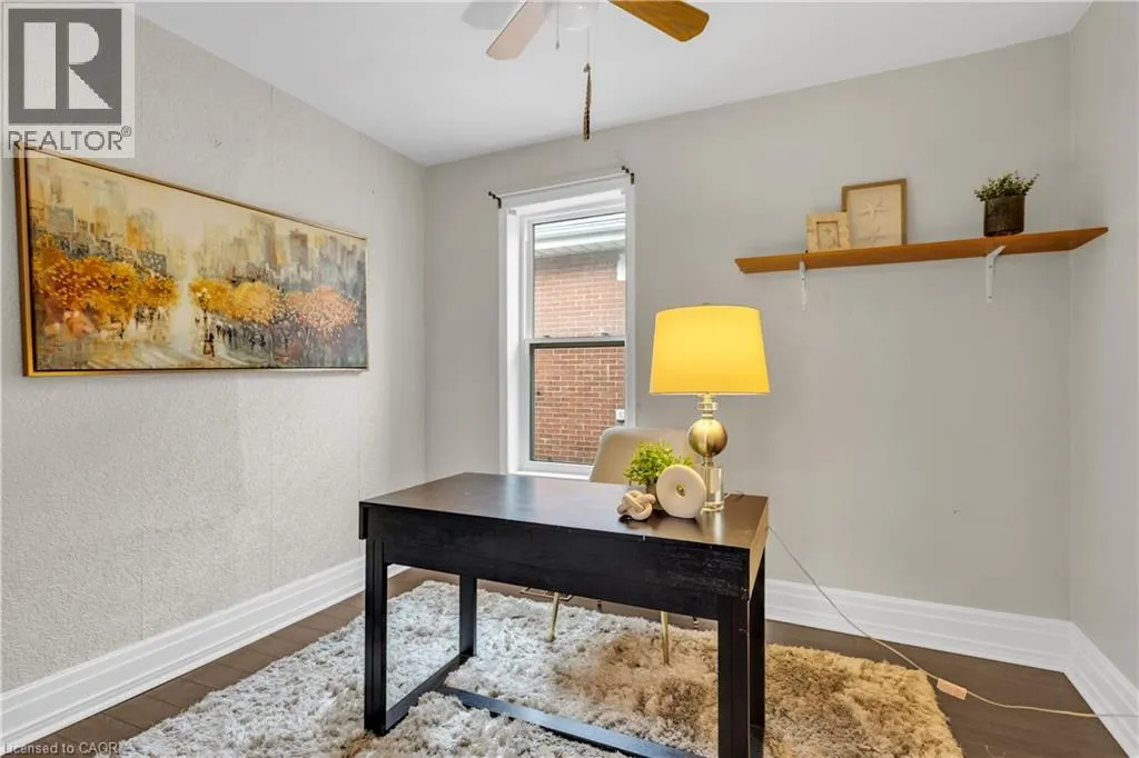 124 ELIZABETH Street