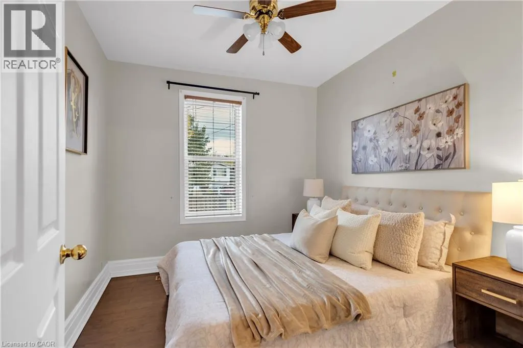 124 ELIZABETH Street