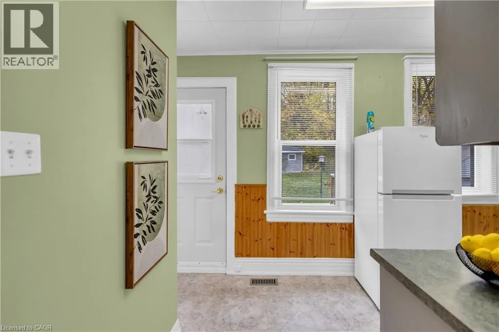 124 ELIZABETH Street