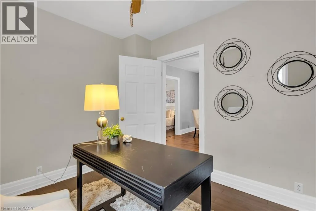 124 ELIZABETH Street