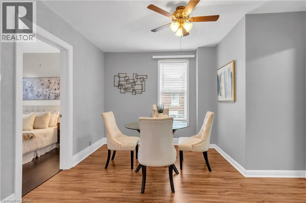 124 ELIZABETH Street