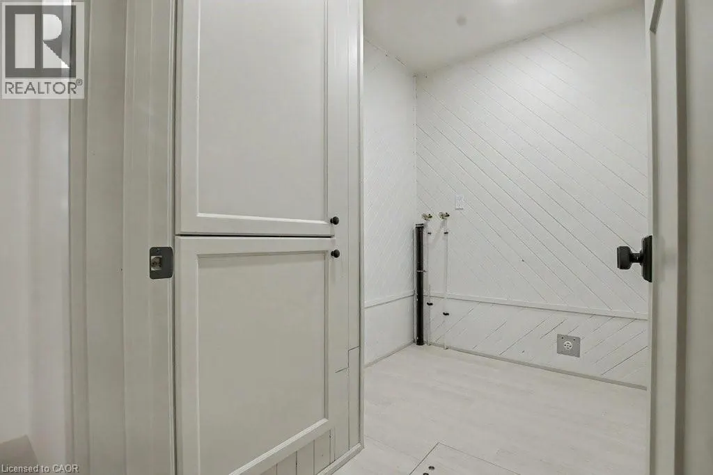 777 LYNDEN ROAD Road