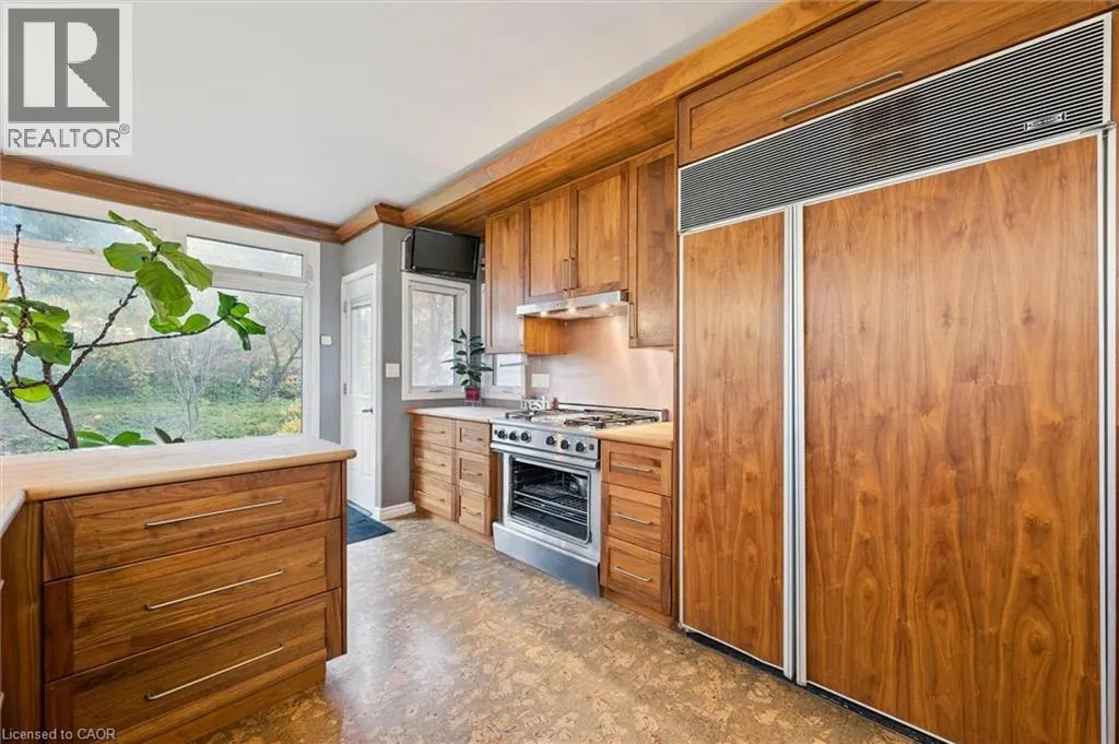 500 WATSON Parkway S