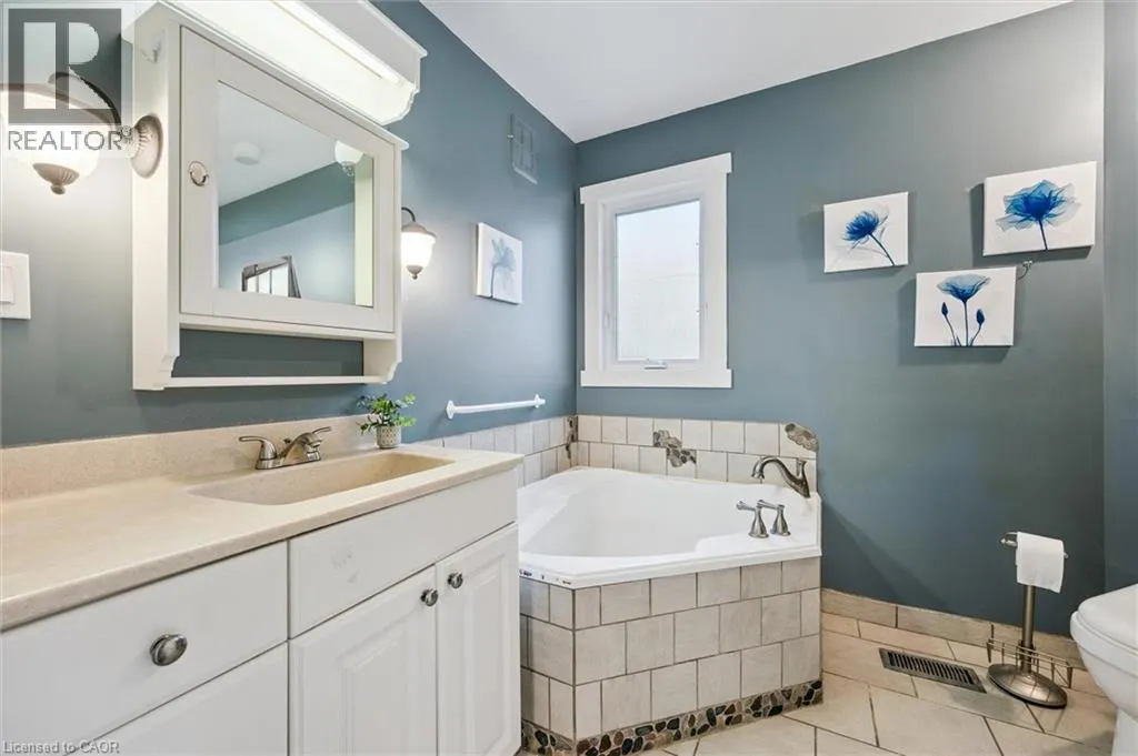 500 WATSON Parkway S