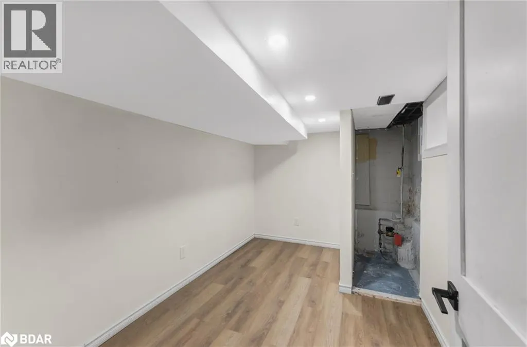 118 MOUNTVILLE Avenue