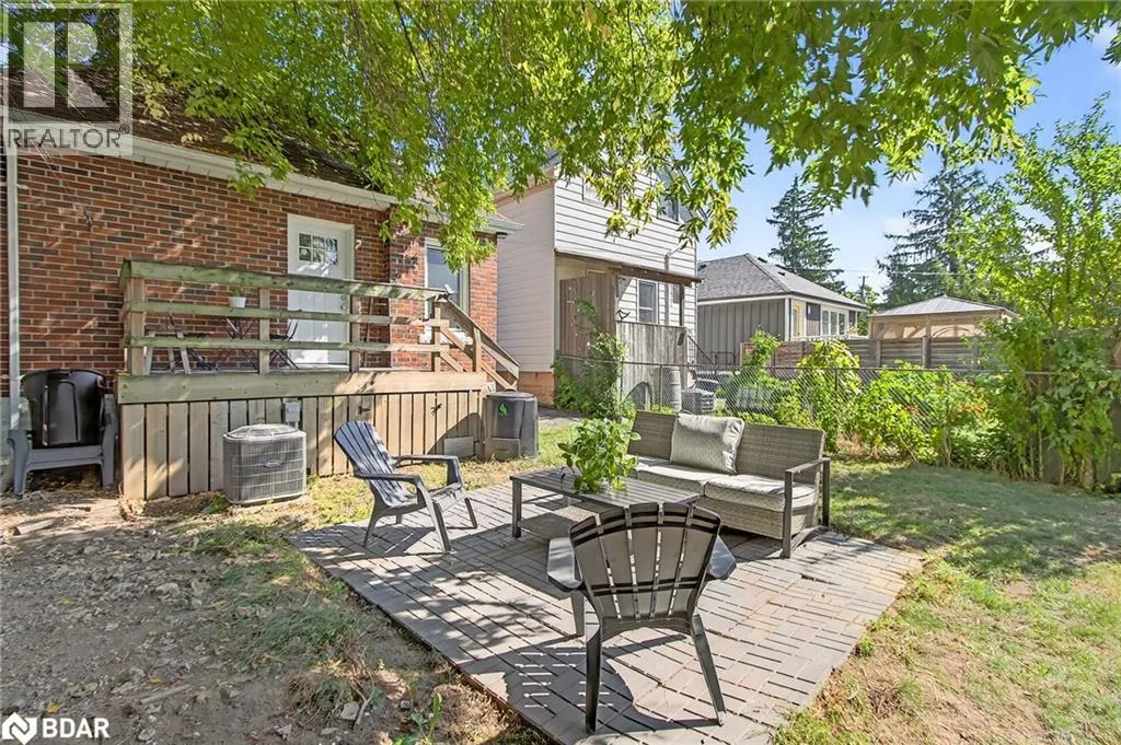 118 MOUNTVILLE Avenue