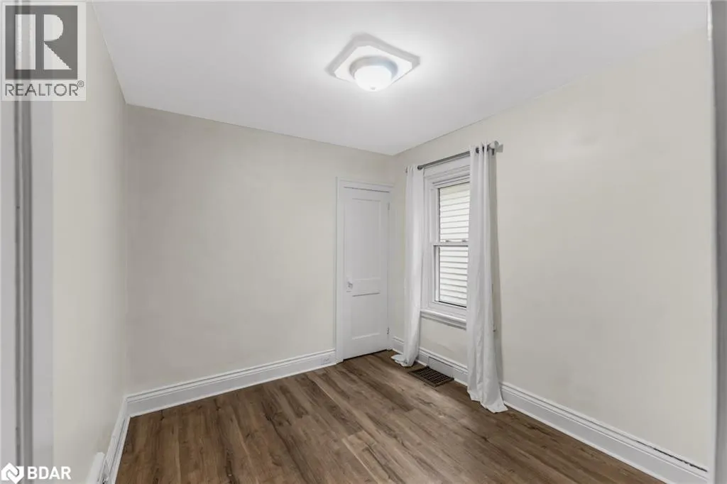 118 MOUNTVILLE Avenue