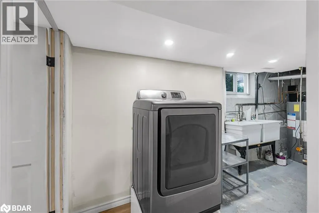 118 MOUNTVILLE Avenue