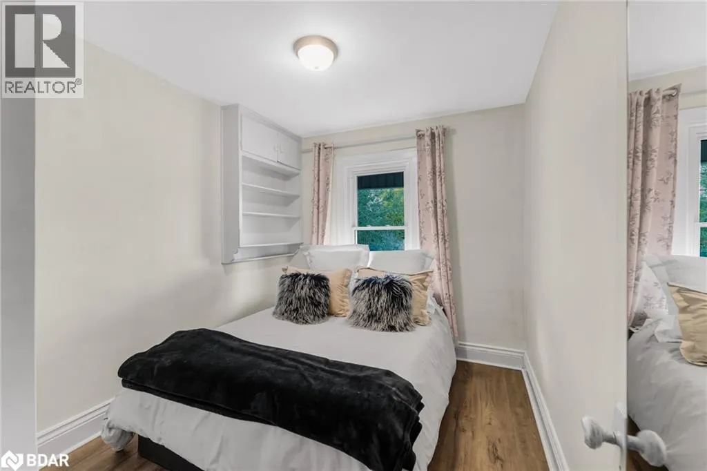 118 MOUNTVILLE Avenue