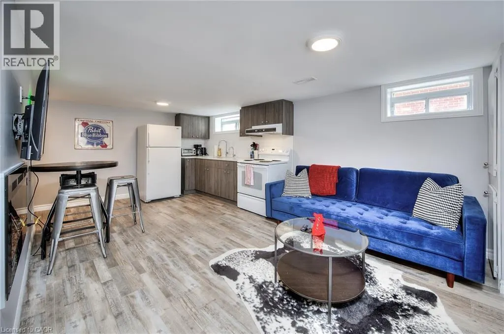 40 BRUNSWICK Avenue Unit# B, #B