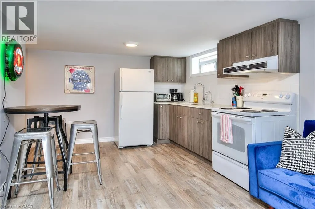 40 BRUNSWICK Avenue Unit# B, #B