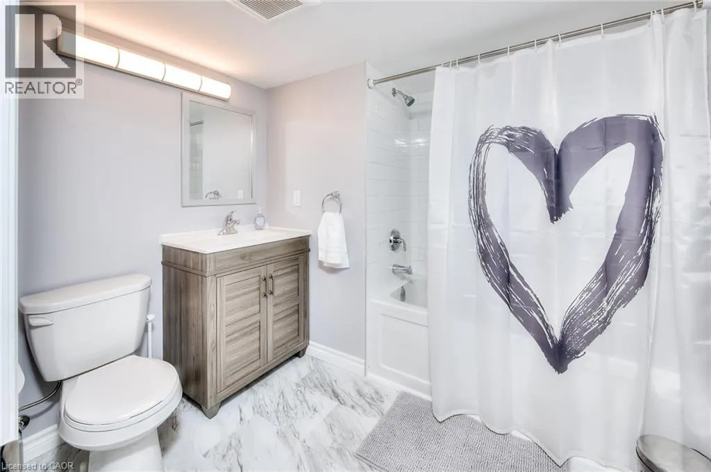 40 BRUNSWICK Avenue Unit# B, #B