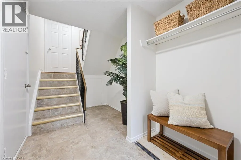 100 BLUEVALE Street N Unit# 29, #29