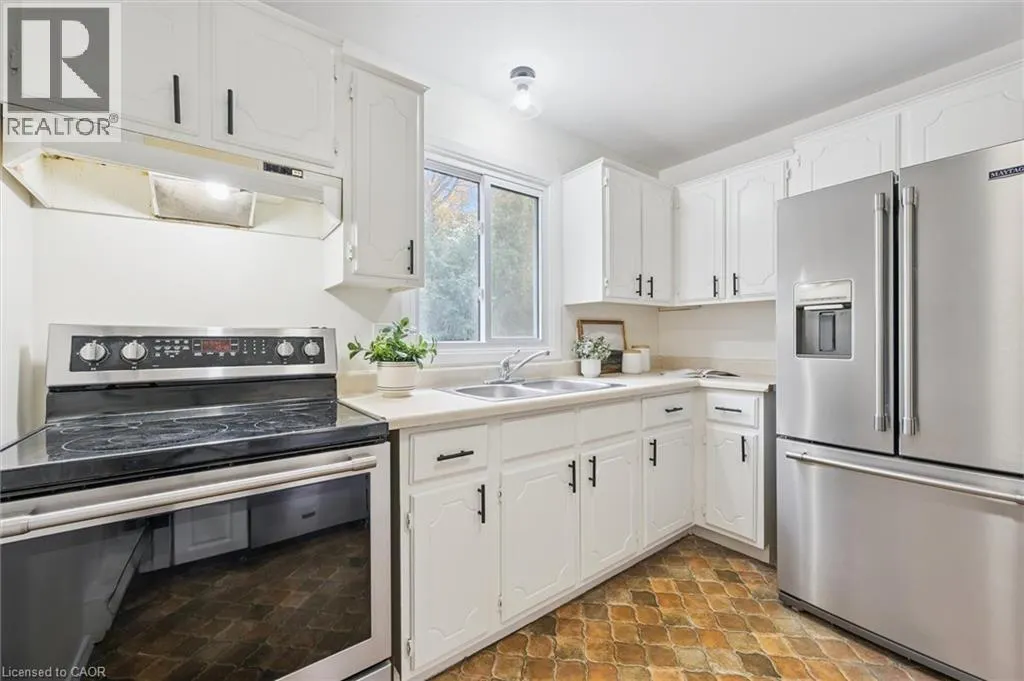 100 BLUEVALE Street N Unit# 29, #29