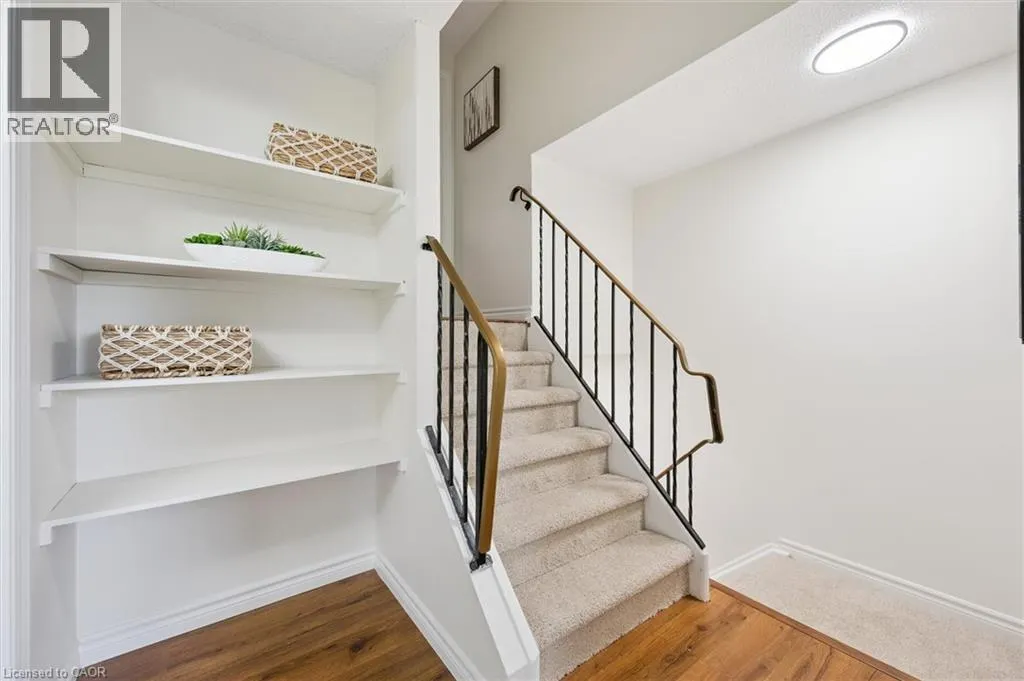 100 BLUEVALE Street N Unit# 29, #29