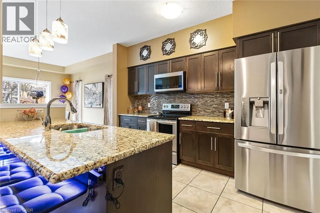 113 COULING Crescent Unit# UPPER, #UPPER