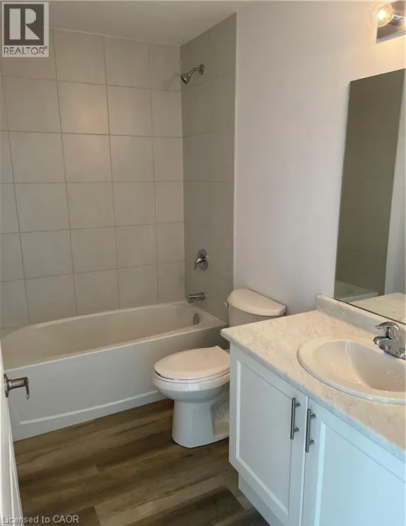 470 DUNDAS Street E Unit# 215, #215