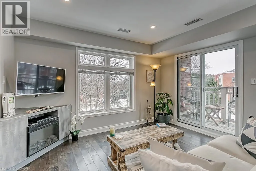 2386 MUNN'S Avenue E Unit# E, #E