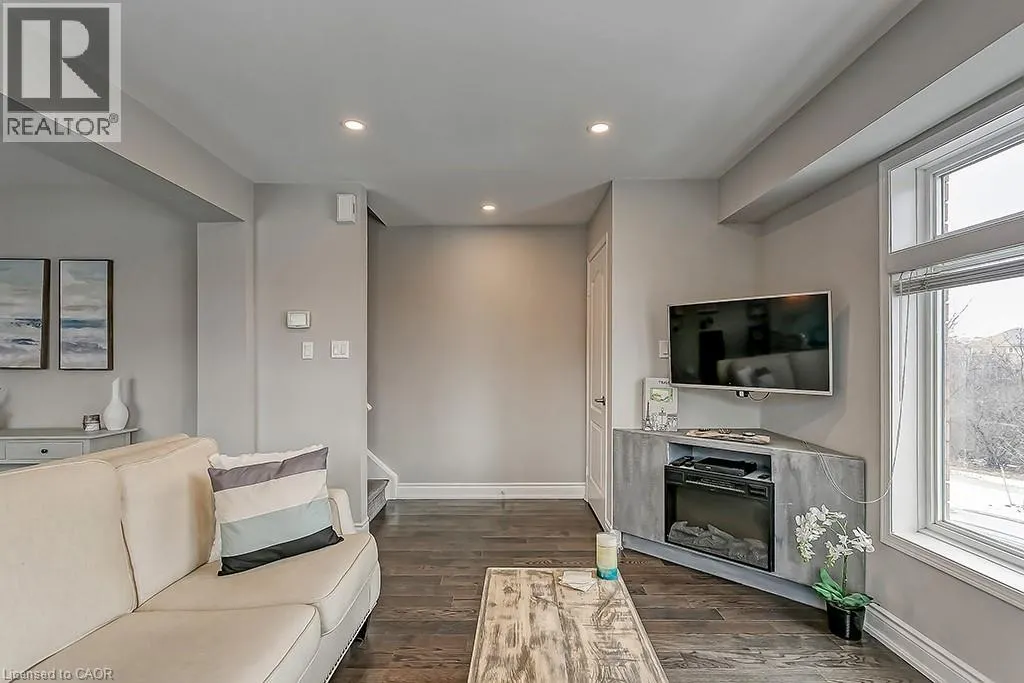 2386 MUNN'S Avenue E Unit# E, #E