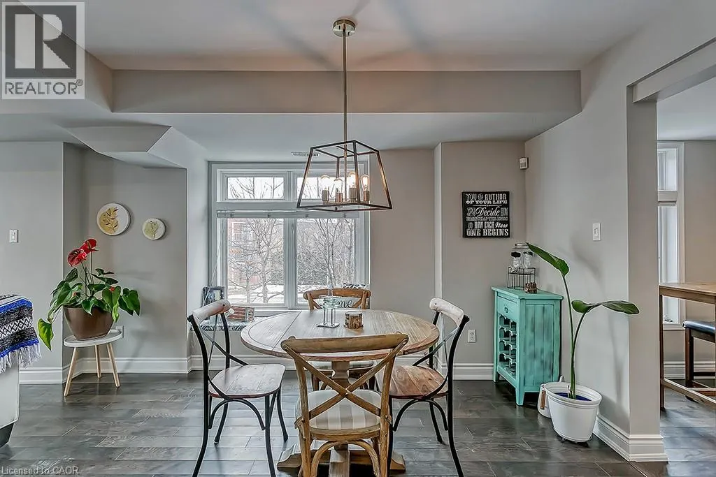 2386 MUNN'S Avenue E Unit# E, #E