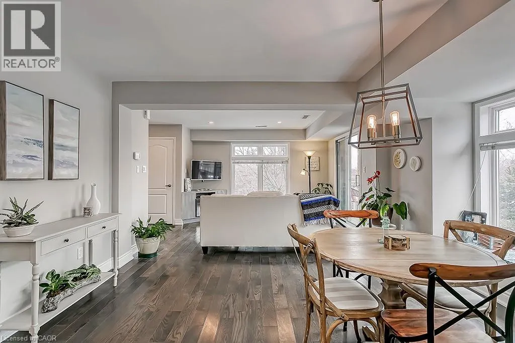 2386 MUNN'S Avenue E Unit# E, #E