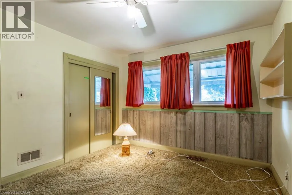 14 CLOVERHILL Avenue