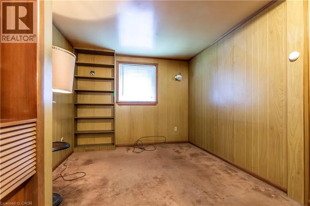 14 CLOVERHILL Avenue