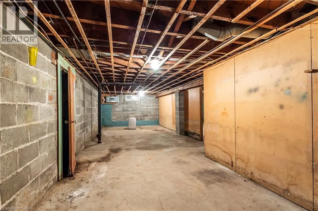 14 CLOVERHILL Avenue